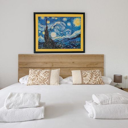 Besos - Bright Apartment Close To Congress & Port ซานต์อาเตรียเดเบซอซ ภายนอก รูปภาพ