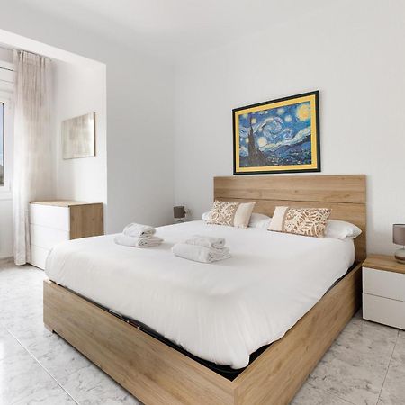 Besos - Bright Apartment Close To Congress & Port ซานต์อาเตรียเดเบซอซ ภายนอก รูปภาพ