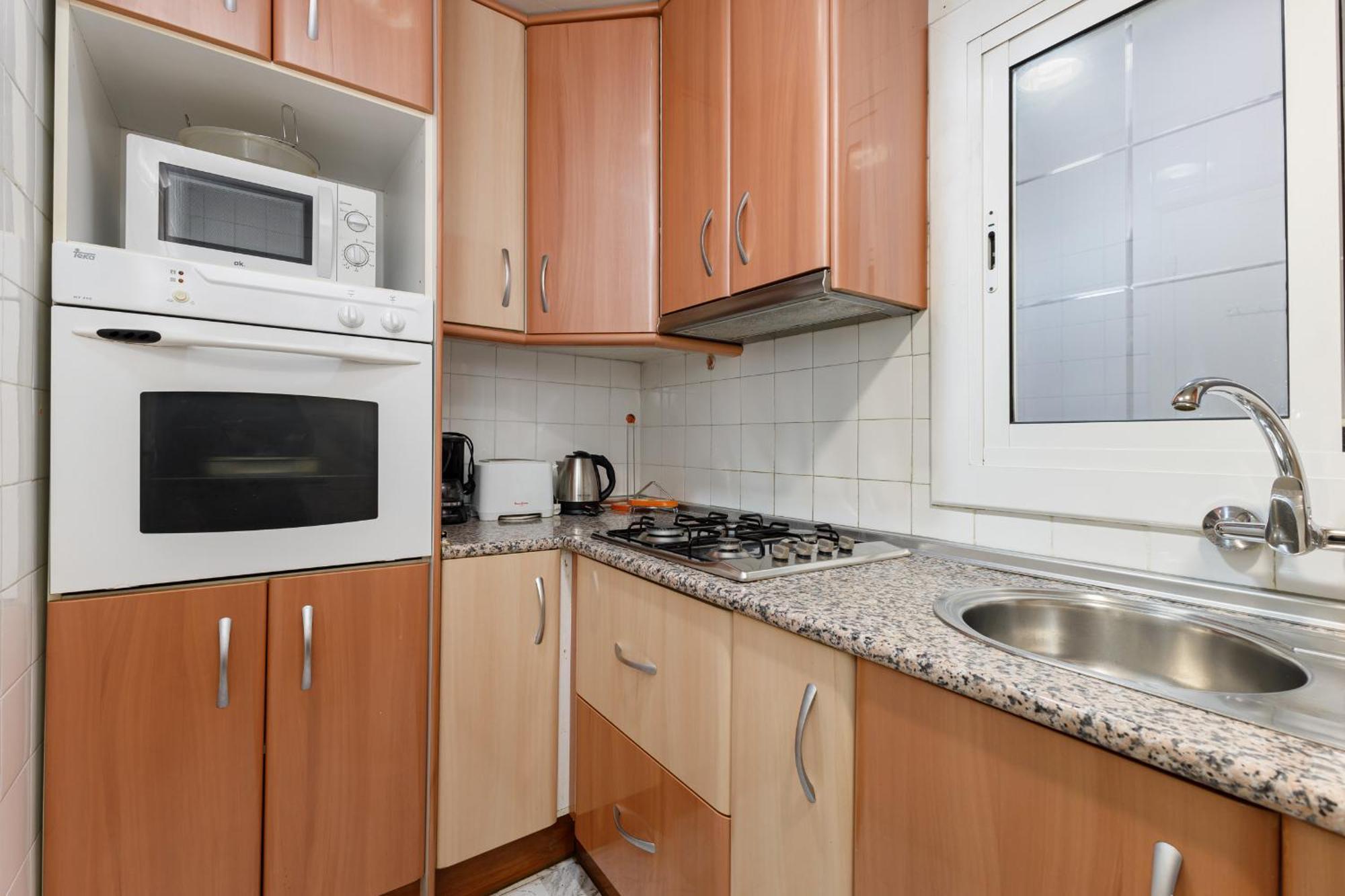 Besos - Bright Apartment Close To Congress & Port ซานต์อาเตรียเดเบซอซ ภายนอก รูปภาพ