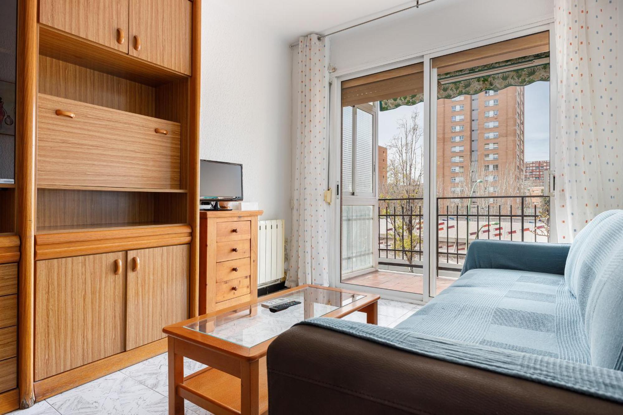 Besos - Bright Apartment Close To Congress & Port ซานต์อาเตรียเดเบซอซ ภายนอก รูปภาพ