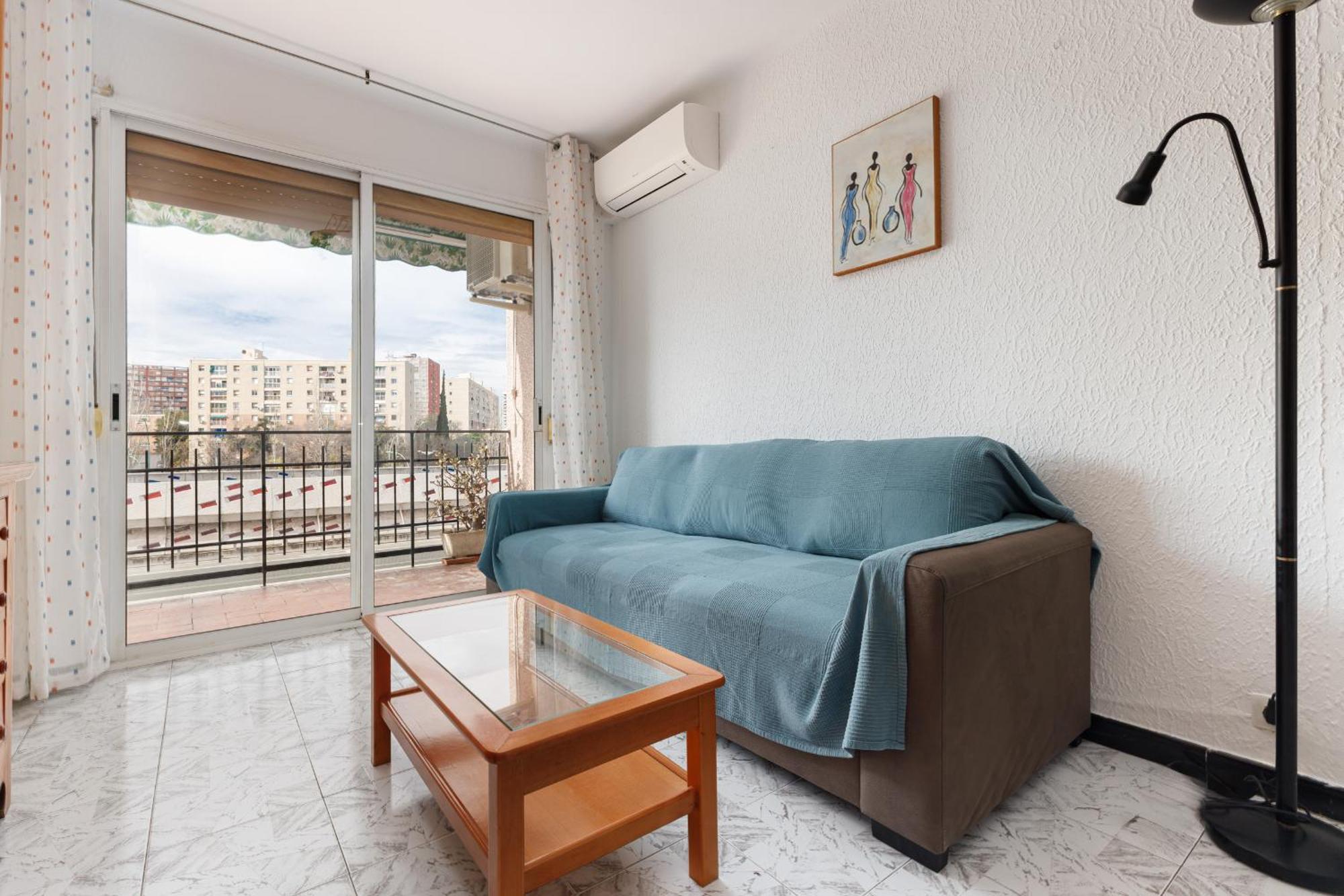 Besos - Bright Apartment Close To Congress & Port ซานต์อาเตรียเดเบซอซ ภายนอก รูปภาพ